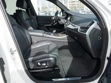 BMW X5 xDrive 30d M-Sport STANDHZ PANO LASER LEDER