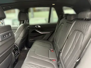 BMW X5 xDrive40d M Sport DA Prof Pa  Massage AHK Pan