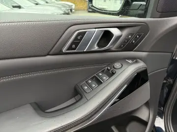 BMW X5 xDrive40d M Sport DA Prof Pa  Massage AHK Pan