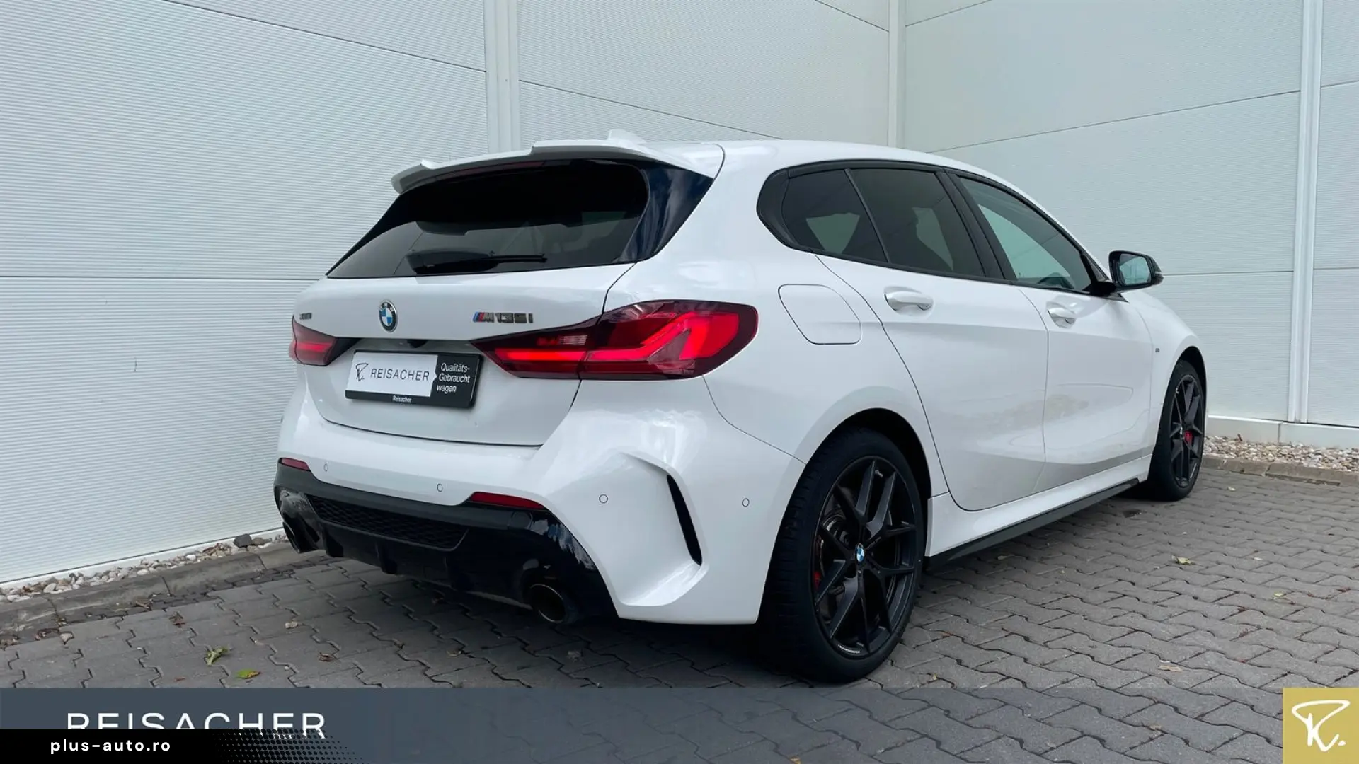 BMW M135 xDrive LCPro.HuD RFK Pano M-Sitze
