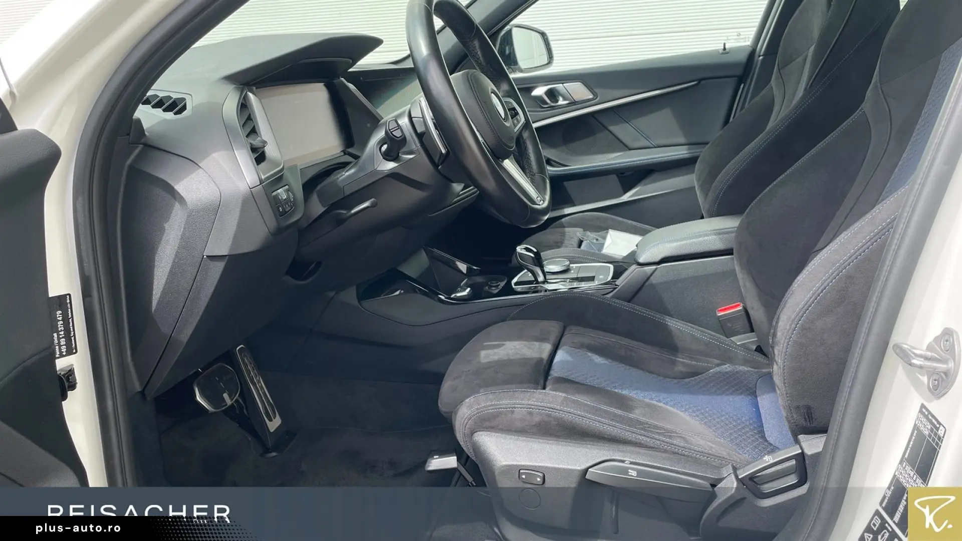 BMW M135 xDrive LCPro.HuD RFK Pano M-Sitze