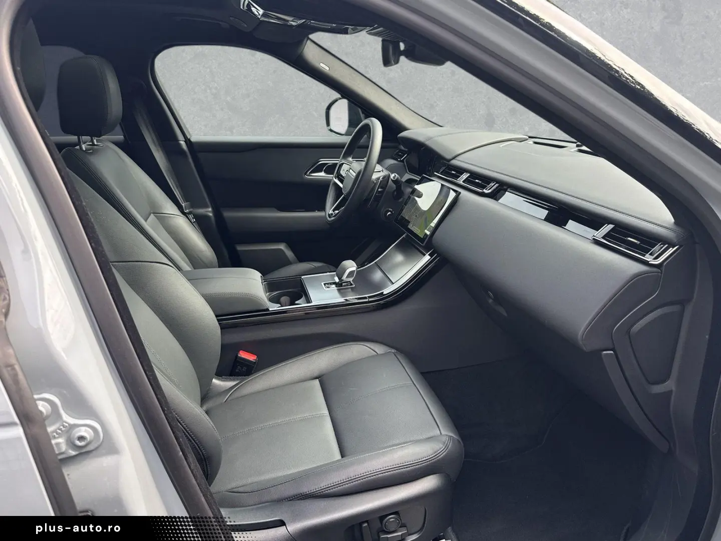 Land Rover Range Rover Velar Dynamic SE