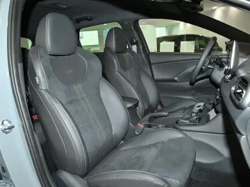 HYUNDAI i30 N-Perfomance DCT Kom.Paket Navi LED CarPlay