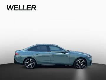 BMW 550e xDr Lim M SPORT AdLED Pano B&W HUD DAPro 20