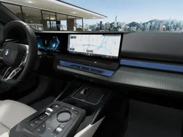 BMW 550e xDr Lim M SPORT AdLED Pano B&W HUD DAPro 20