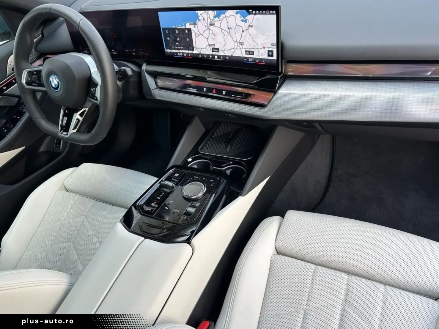 BMW 550e xDr Lim M SPORT AdLED Pano B&W HUD DAPro 20