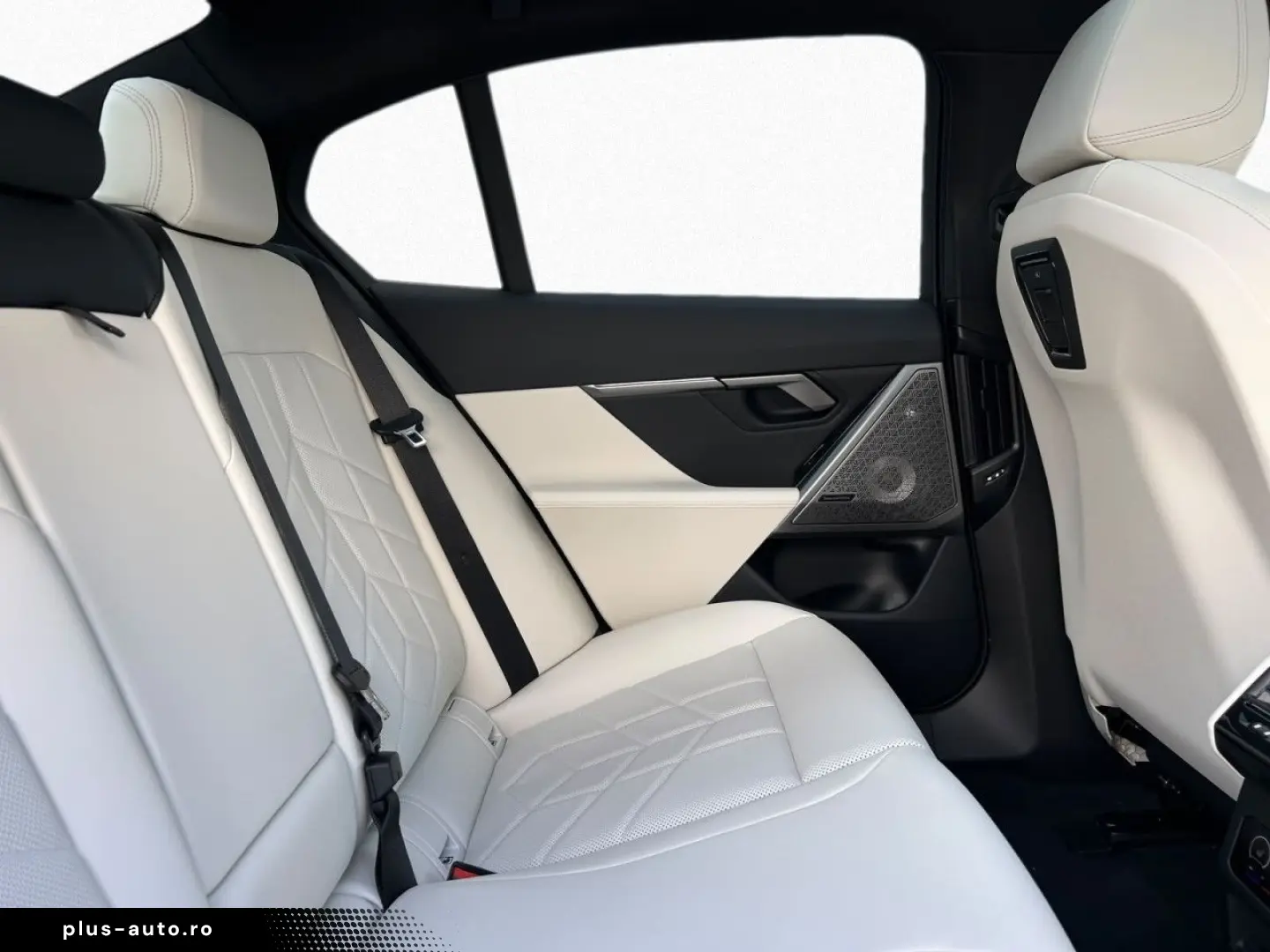 BMW 550e xDr Lim M SPORT AdLED Pano B&W HUD DAPro 20