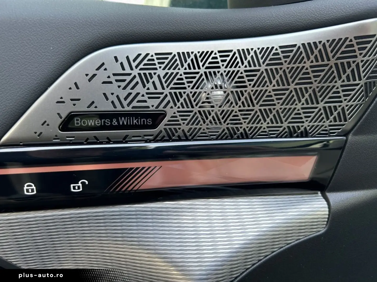 BMW 550e xDr Lim M SPORT AdLED Pano B&W HUD DAPro 20