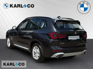 BMW X3 xDrive20i LC Prof Driv Assis Ambiente LED