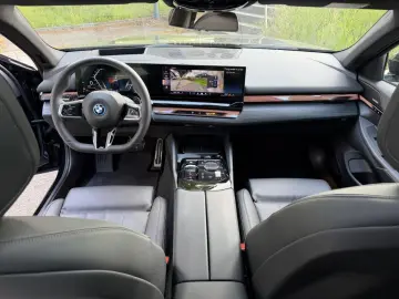BMW 550e M Sport ACC IntAktL.PanoD.SuView.Sitzbel.19