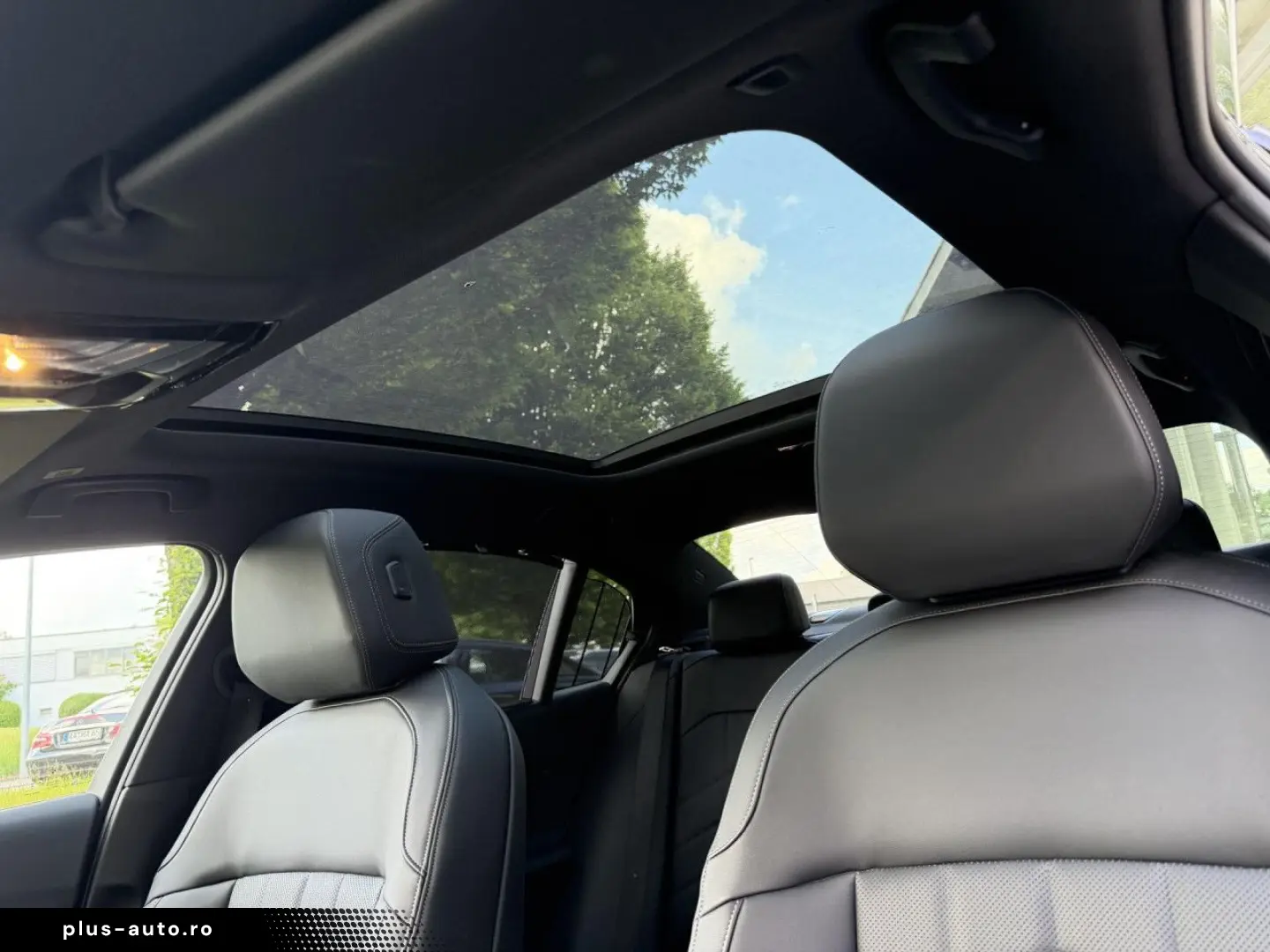 BMW 550e M Sport ACC IntAktL.PanoD.SuView.Sitzbel.19