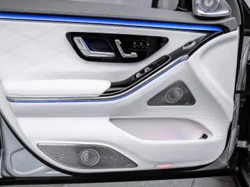 MERCEDES-BENZ S 680 W12 MAYBACH MANUFAKTUR