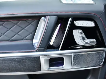 MERCEDES-BENZ G 400 d AWD AMG-Line Virtual Kamera Na…