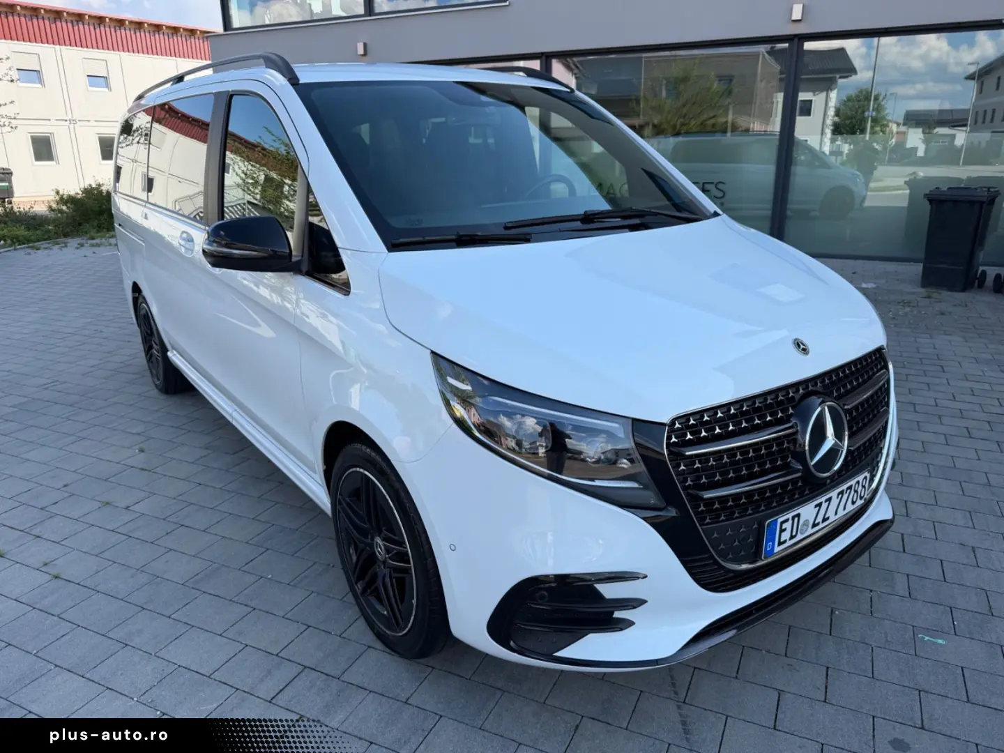 MERCEDES-BENZ V 300d Lang AMG