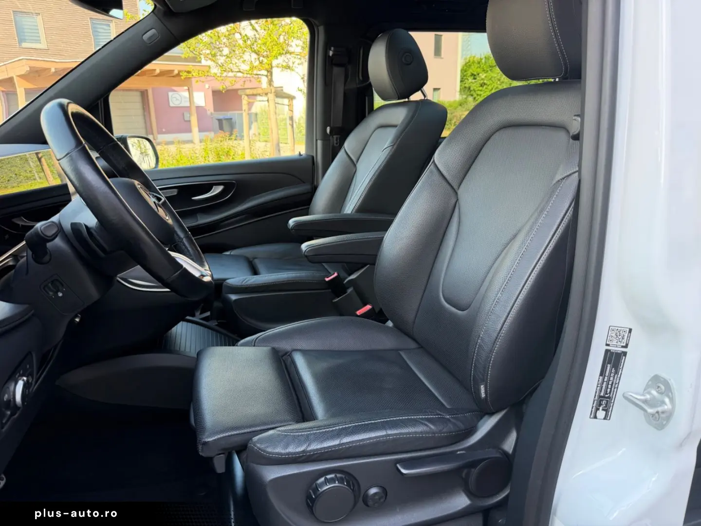 MERCEDES-BENZ V 300d Lang AMG