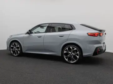 BMW X2 sD20i M Sport 360 H K HUD DAB Panorama 21Zoll