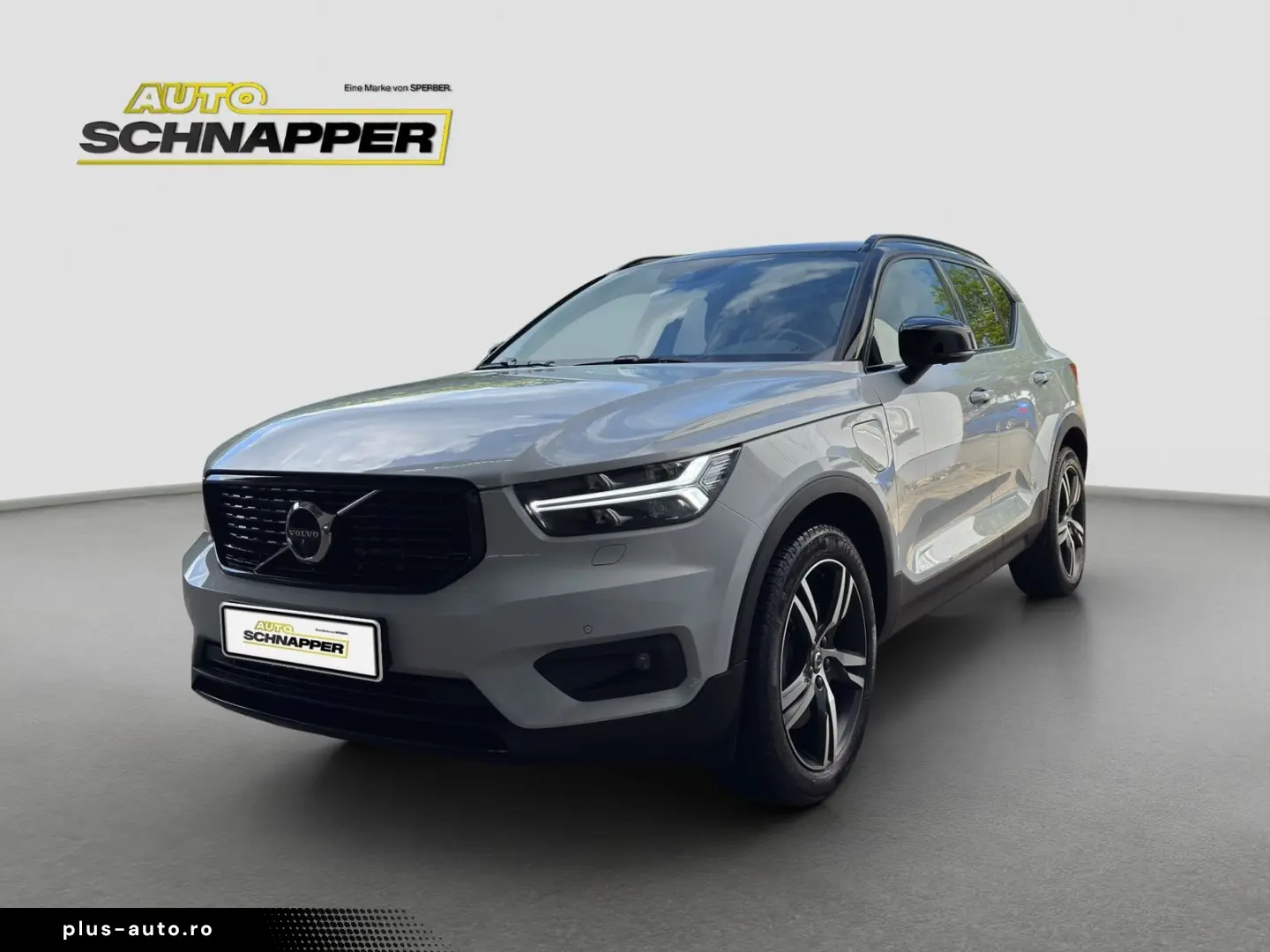 VOLVO XC40 T5 Recharge R Design Expression  AHK  Pano