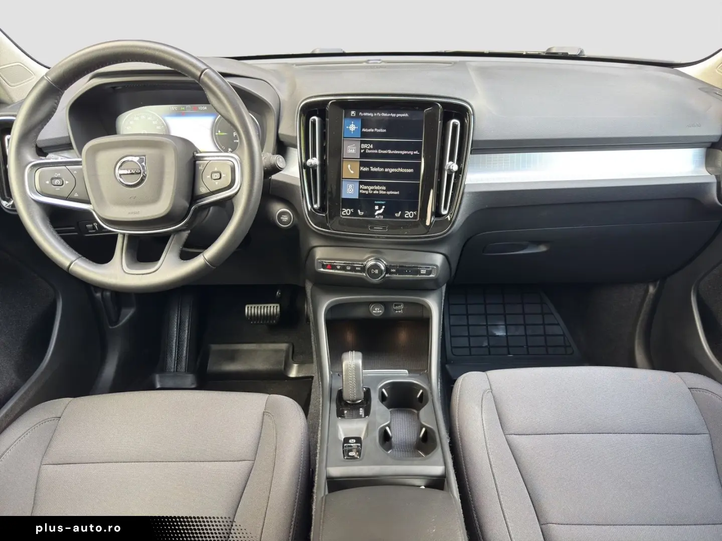 VOLVO XC40 T5 Recharge R Design Expression  AHK  Pano