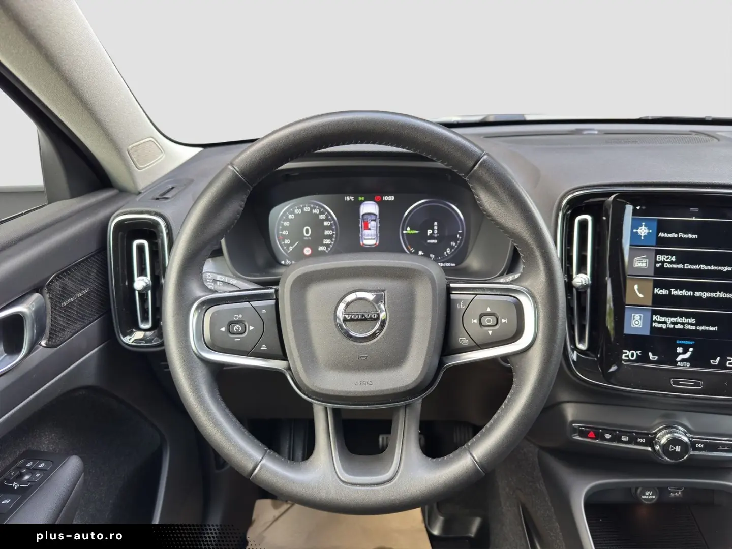 VOLVO XC40 T5 Recharge R Design Expression  AHK  Pano