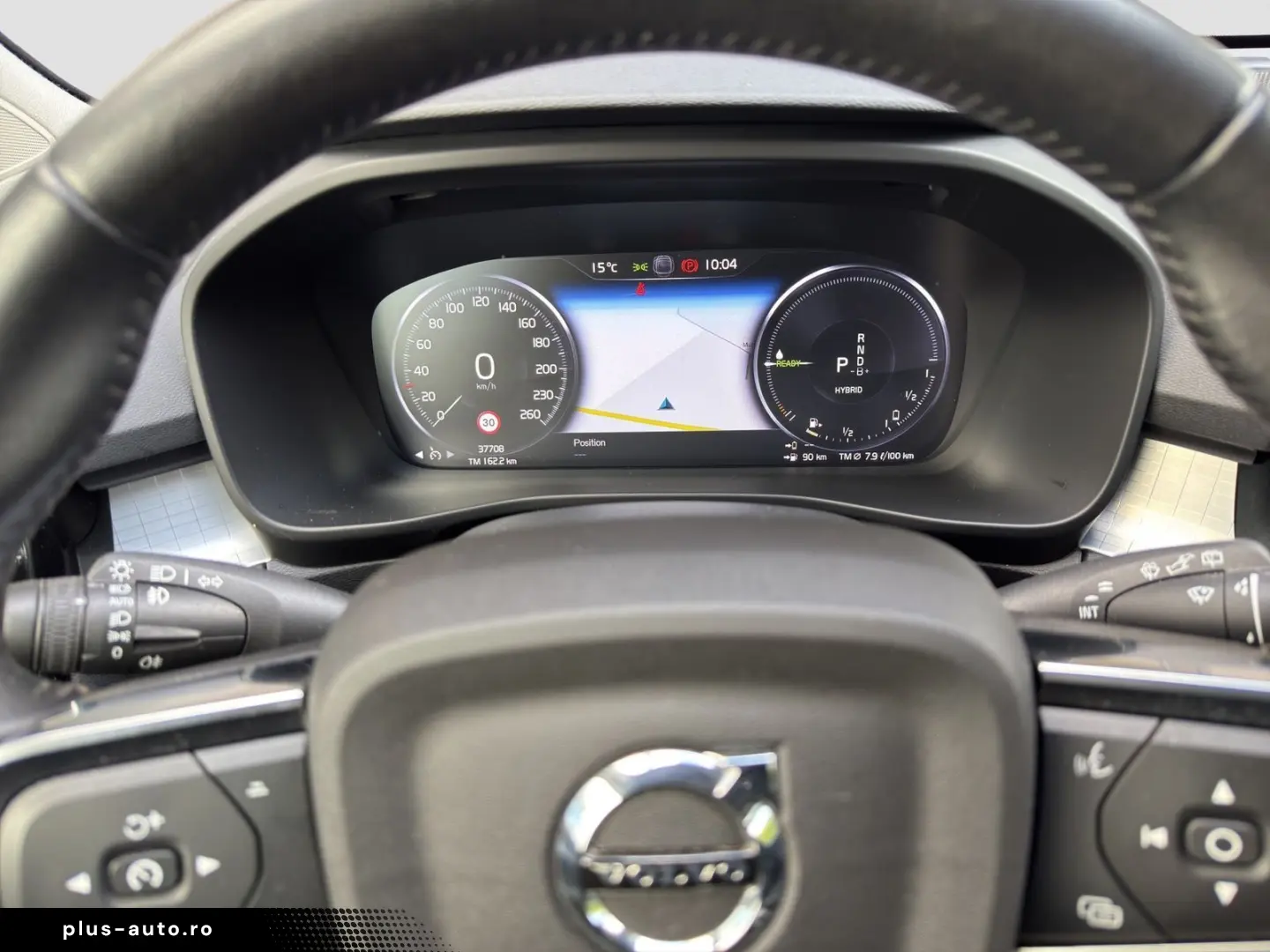 VOLVO XC40 T5 Recharge R Design Expression  AHK  Pano