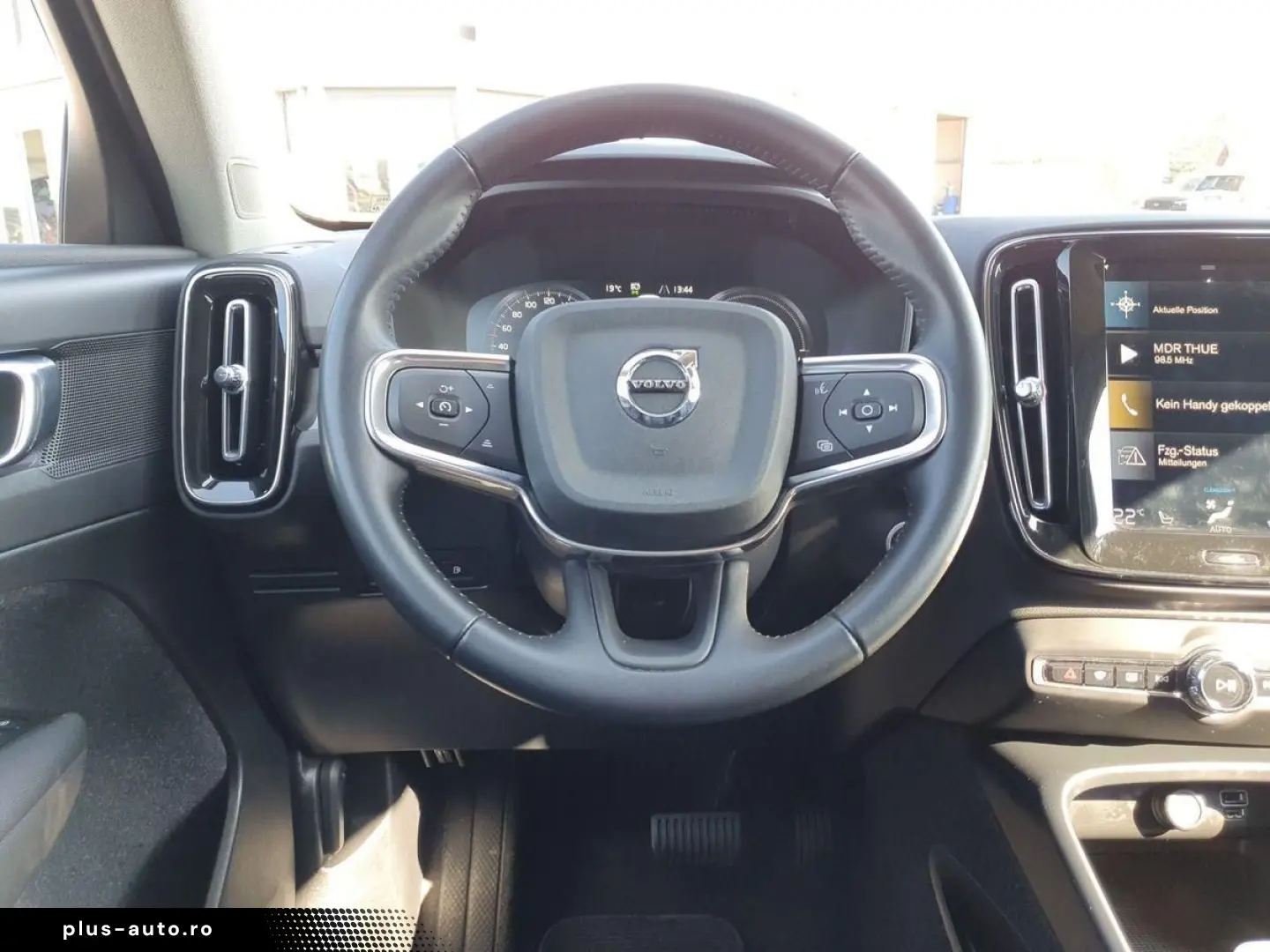 VOLVO XC40 T5 FWD Recharge Inscription CAM LED LHZ SHZ