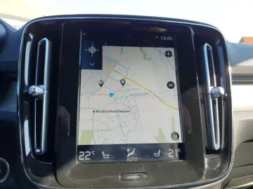 VOLVO XC40 T5 FWD Recharge Inscription CAM LED LHZ SHZ