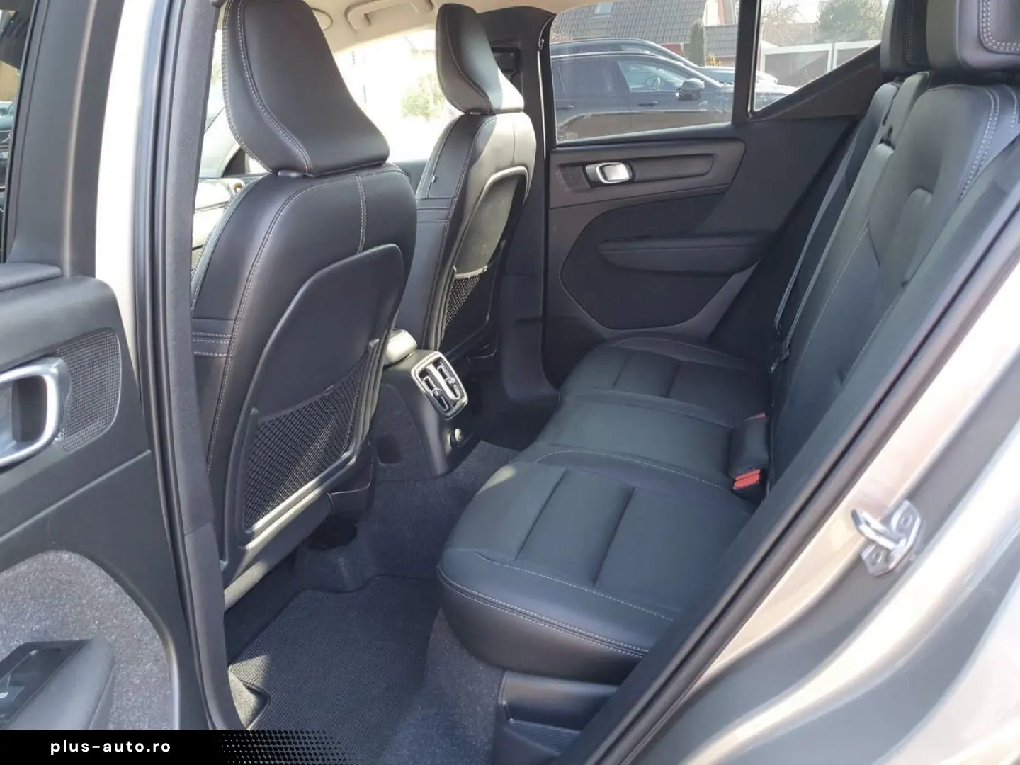 VOLVO XC40 T5 FWD Recharge Inscription CAM LED LHZ SHZ