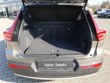 VOLVO XC40 T5 FWD Recharge Inscription CAM LED LHZ SHZ