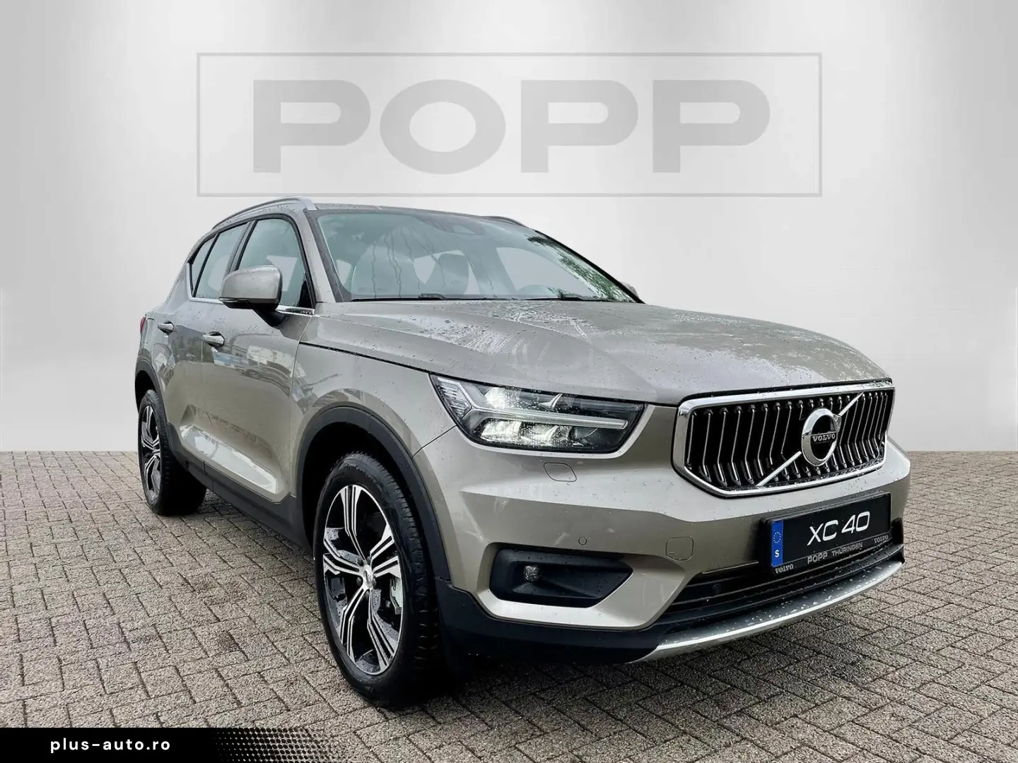 VOLVO XC40 T5 FWD Recharge Inscription CAM LED LHZ SHZ