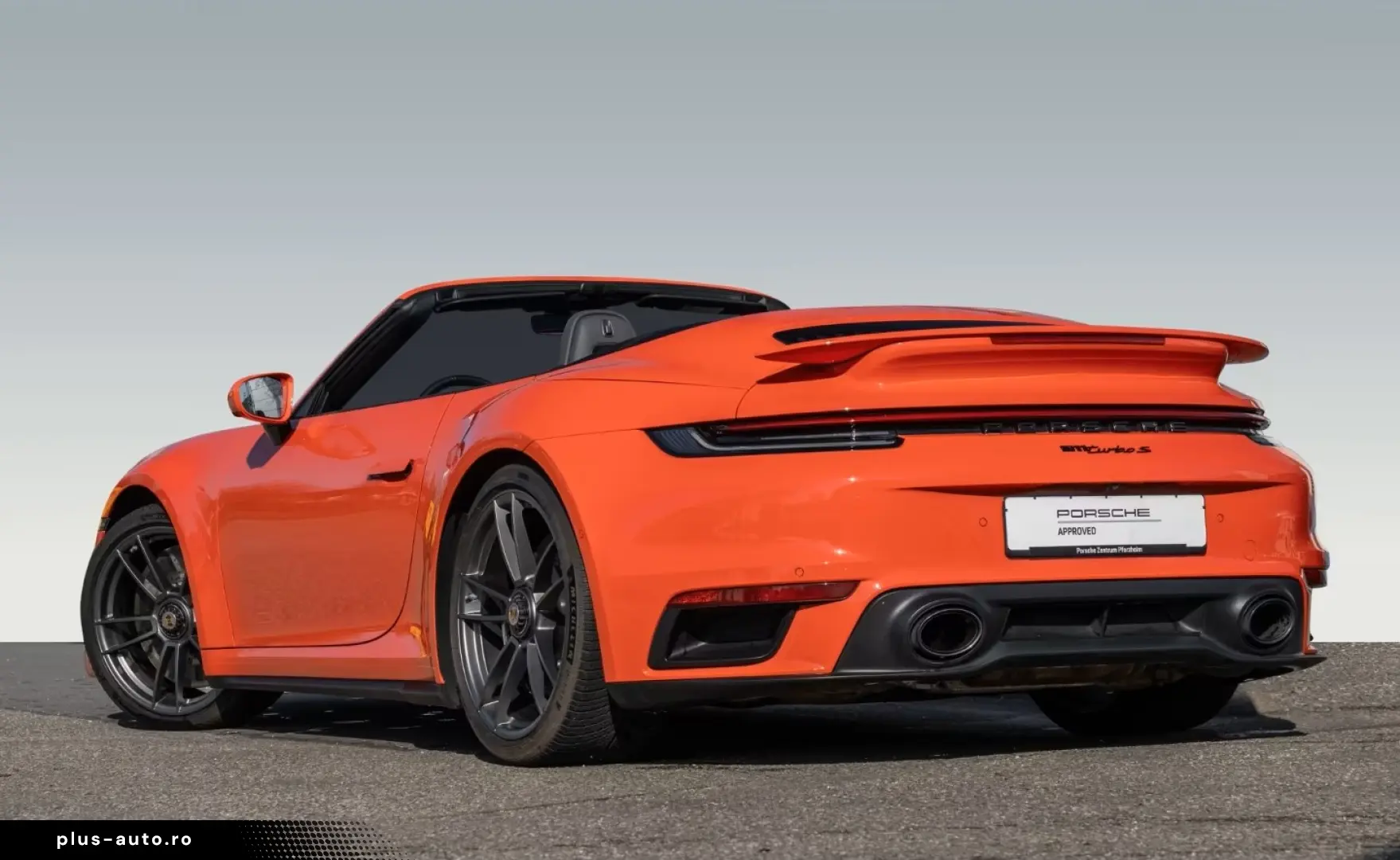 PORSCHE 992 911 Turbo S Cabriolet