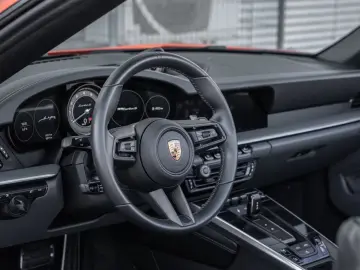 PORSCHE 992 911 Turbo S Cabriolet