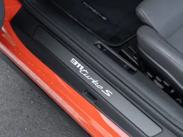 PORSCHE 992 911 Turbo S Cabriolet
