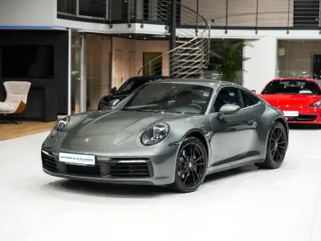 PORSCHE 992 Coupe