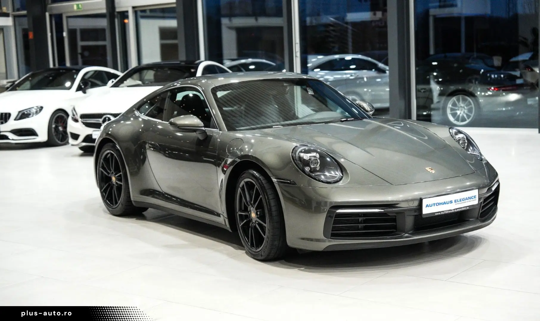 PORSCHE 992 Coupe