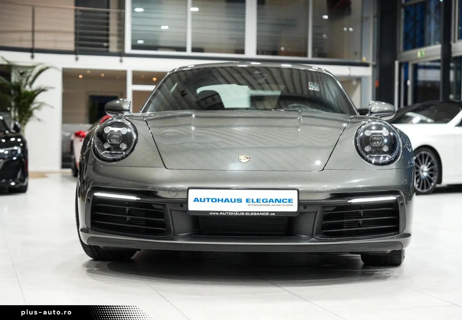 PORSCHE 992 Coupe