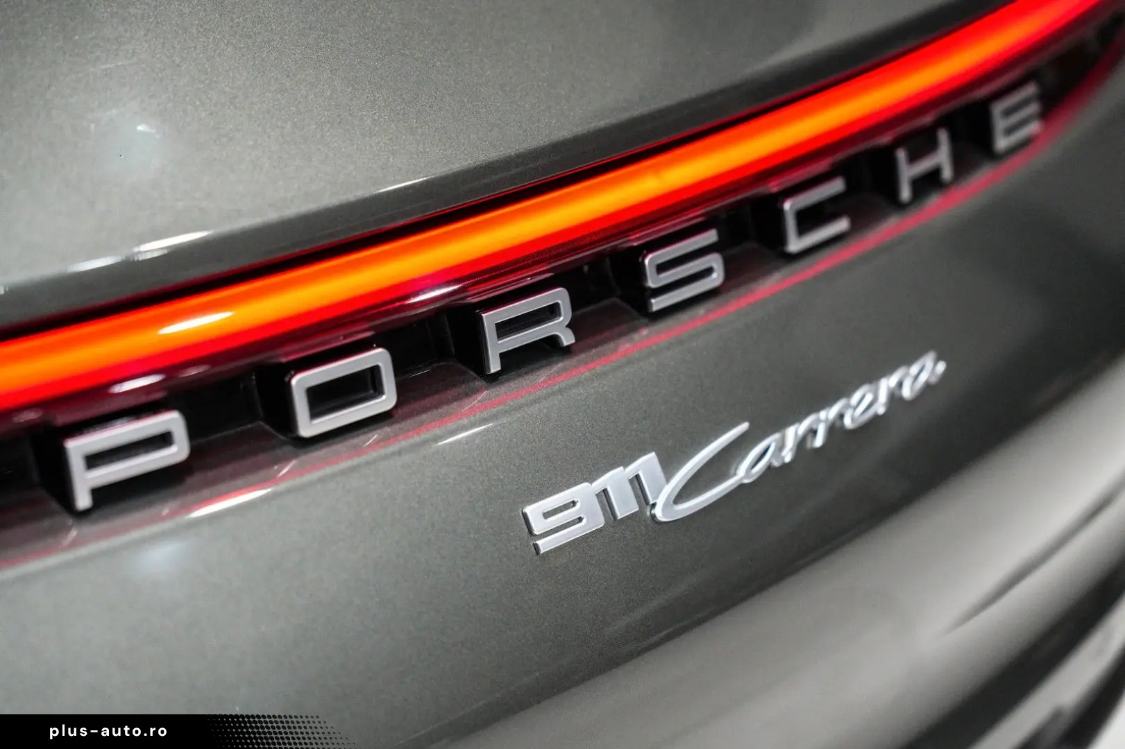 PORSCHE 992 Coupe