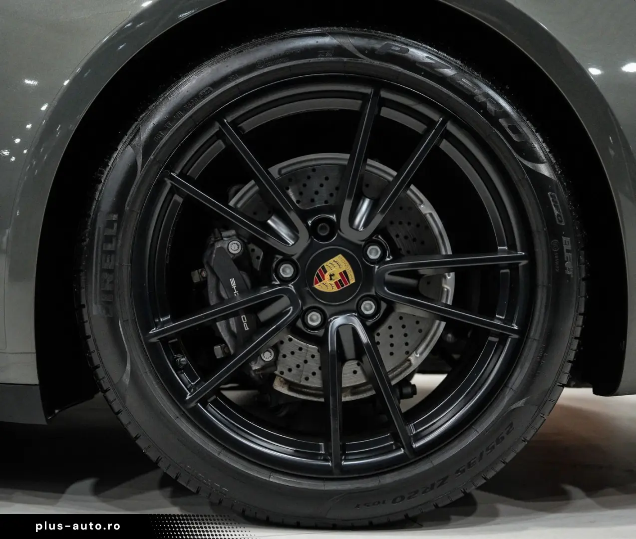 PORSCHE 992 Coupe