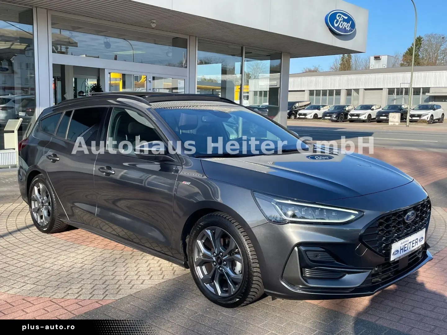 FORD Focus Automatik ST-Line X  155PS Matrix Pano AHK