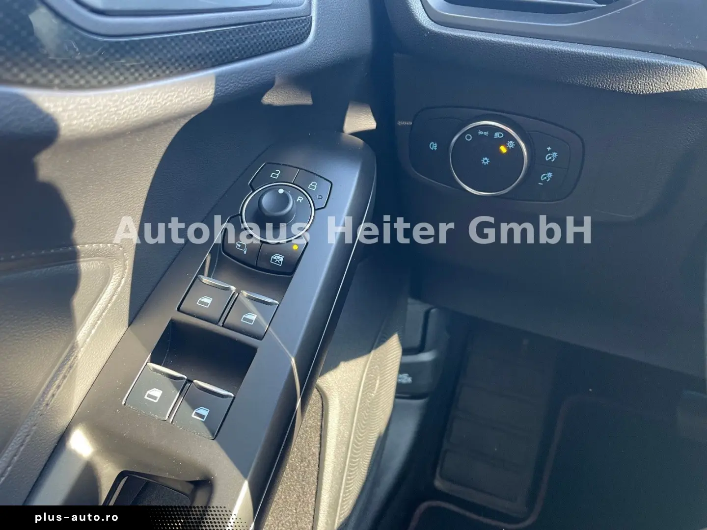 FORD Focus Automatik ST-Line X  155PS Matrix Pano AHK