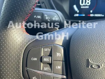 FORD Focus Automatik ST-Line X  155PS Matrix Pano AHK