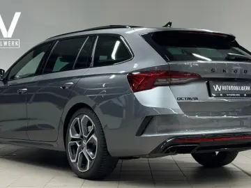 SKODA Octavia RS  PANO  H-UP  E-SITZE  LANE  SIDE  19