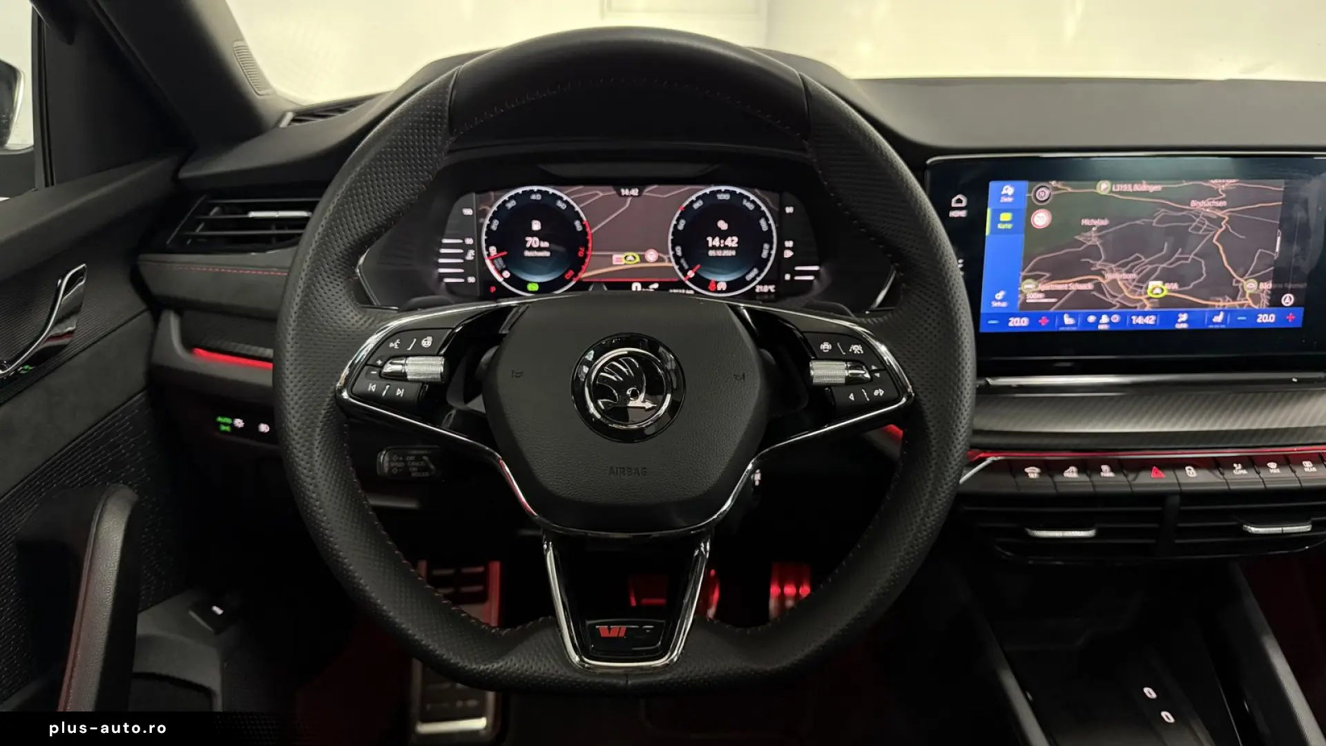 SKODA Octavia RS  PANO  H-UP  E-SITZE  LANE  SIDE  19