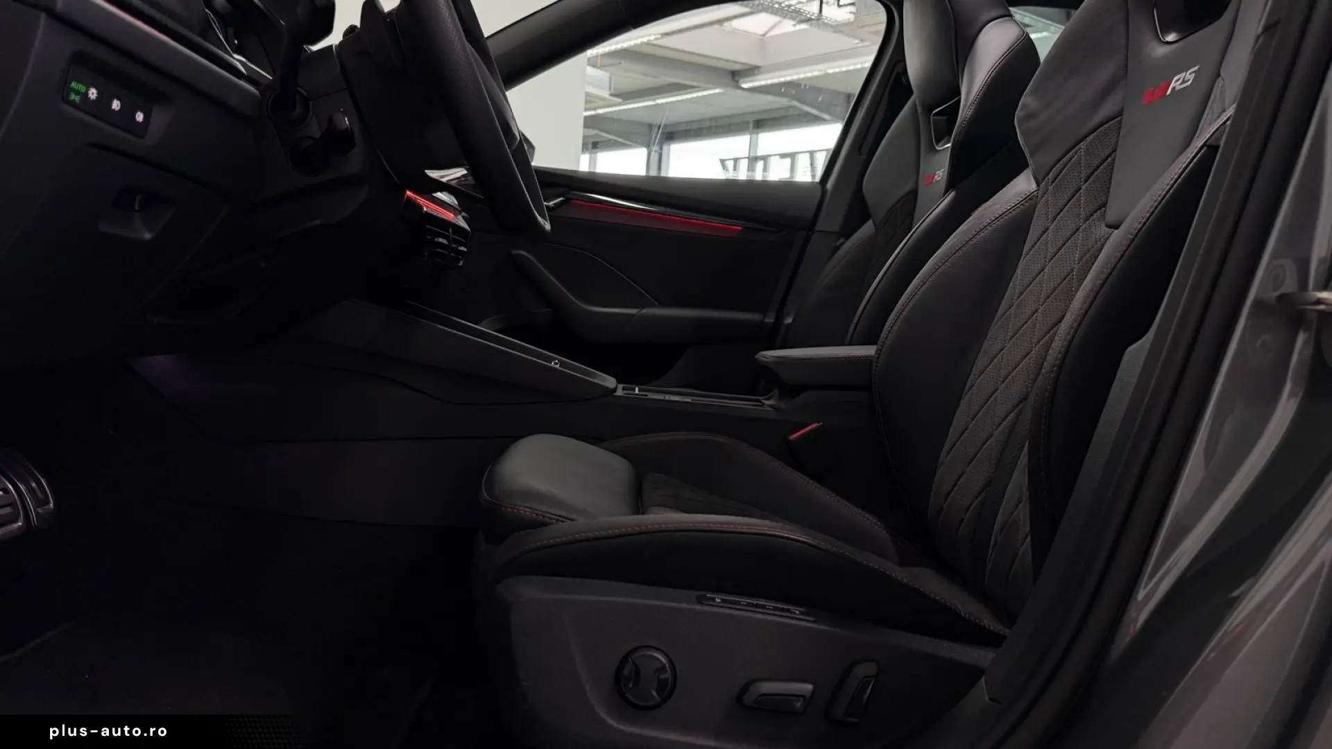 SKODA Octavia RS  PANO  H-UP  E-SITZE  LANE  SIDE  19