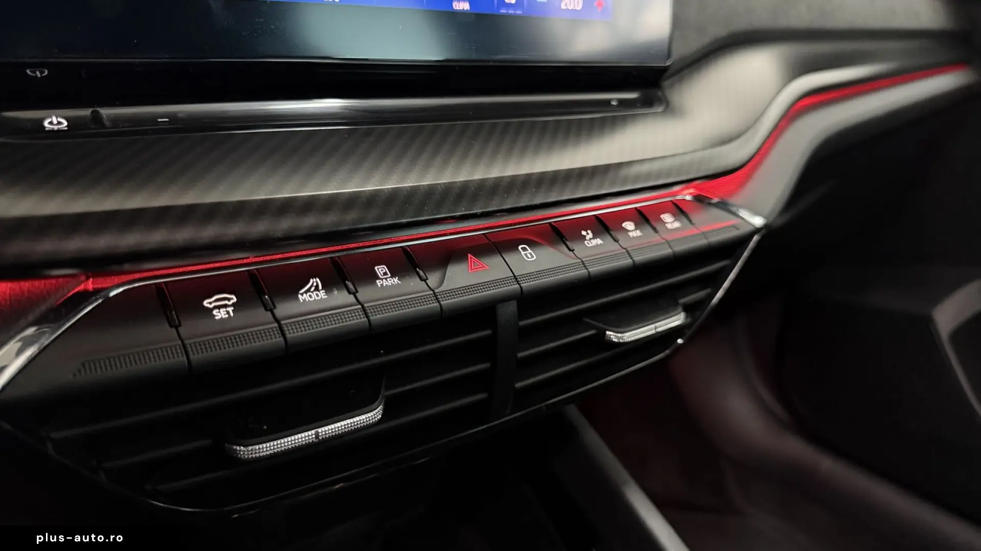 SKODA Octavia RS  PANO  H-UP  E-SITZE  LANE  SIDE  19