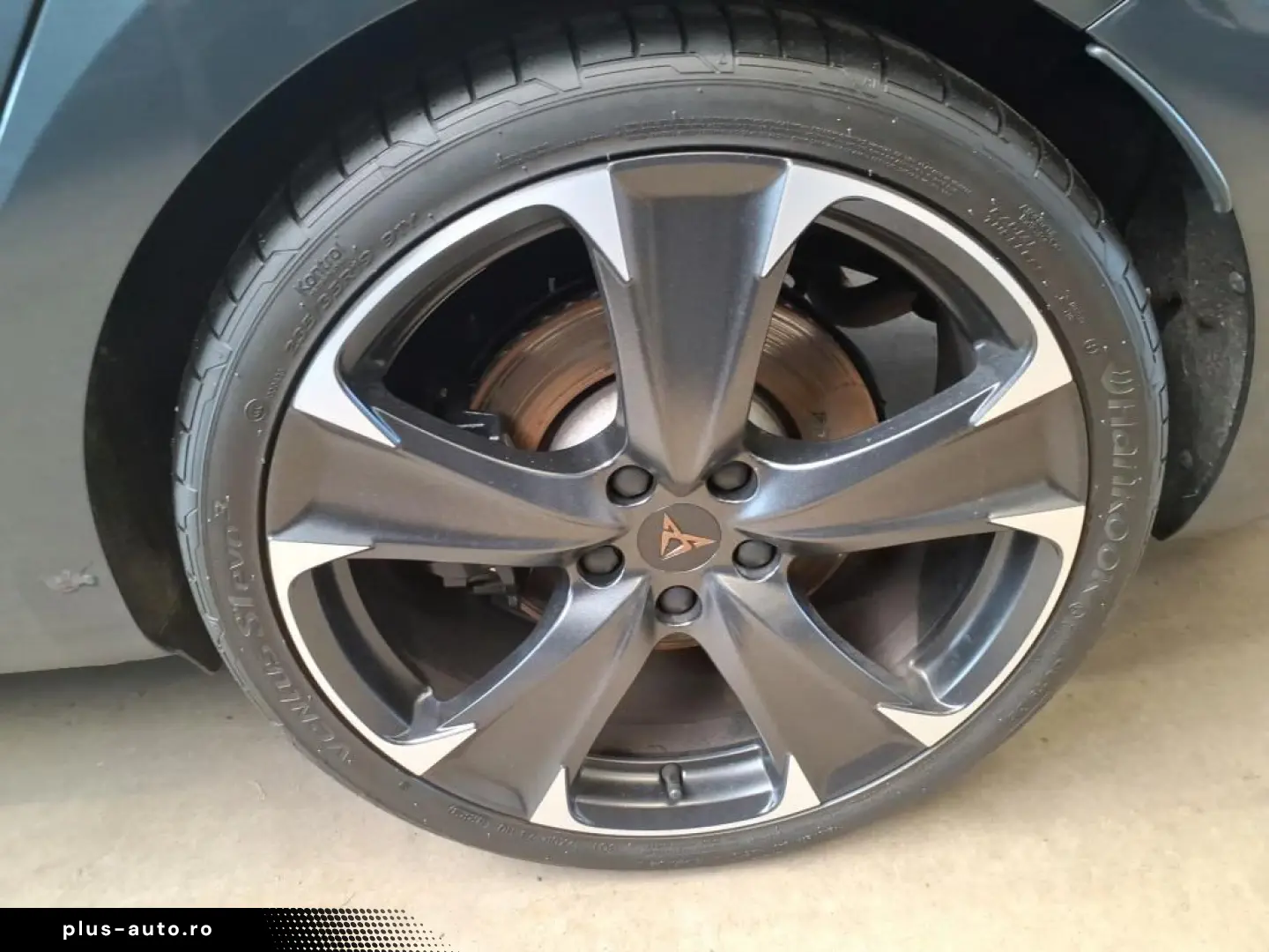CUPRA Leon SP VZ 2.0 TSI 228kW DSG LED RFK 4x4 NAV PDC