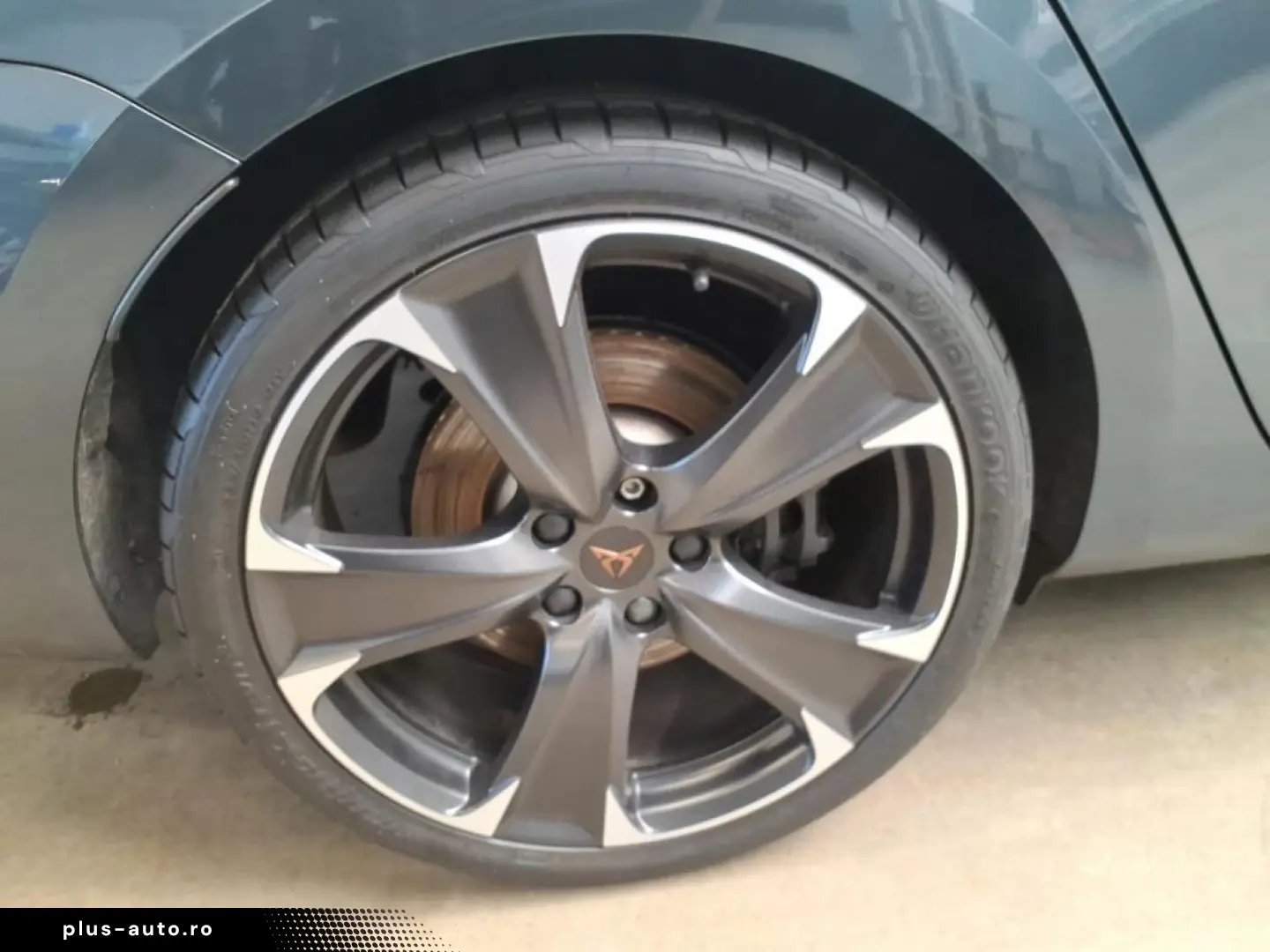 CUPRA Leon SP VZ 2.0 TSI 228kW DSG LED RFK 4x4 NAV PDC