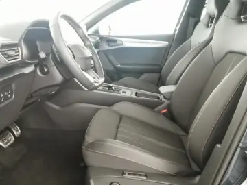 CUPRA Leon SP VZ 2.0 TSI 228kW DSG LED RFK 4x4 NAV PDC