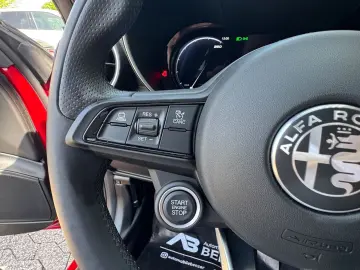 ALFA ROMEO Giulia Ti Q4 MEMORY ACC NAVI KAMERA LEDER