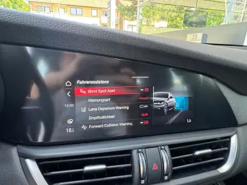 ALFA ROMEO Giulia Ti Q4 MEMORY ACC NAVI KAMERA LEDER