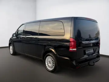 MERCEDES-BENZ V 300